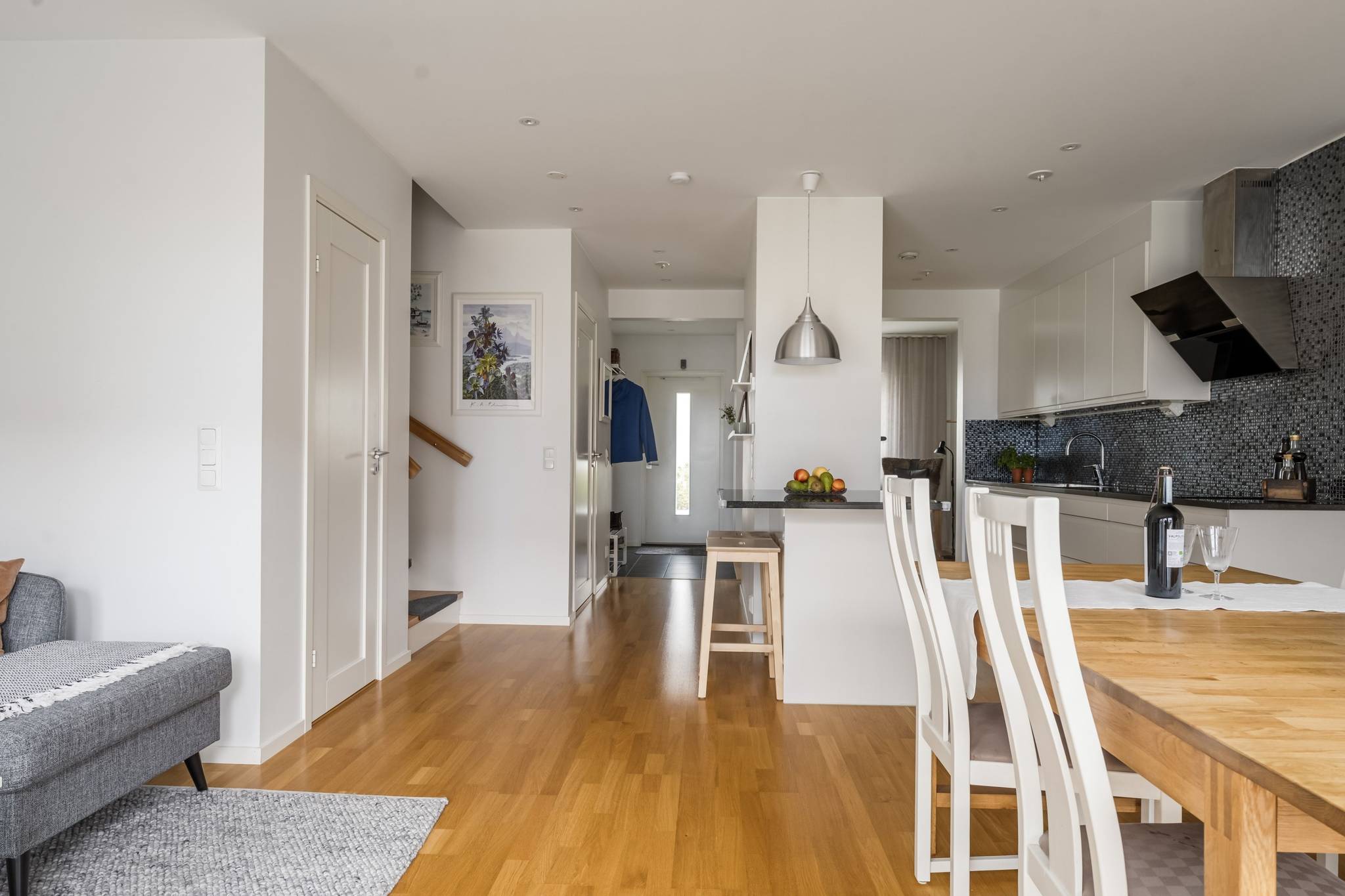 5 rum Radhus på Ulsavilagatan 19E Norra Ormesta Örebro kommun - bild 16