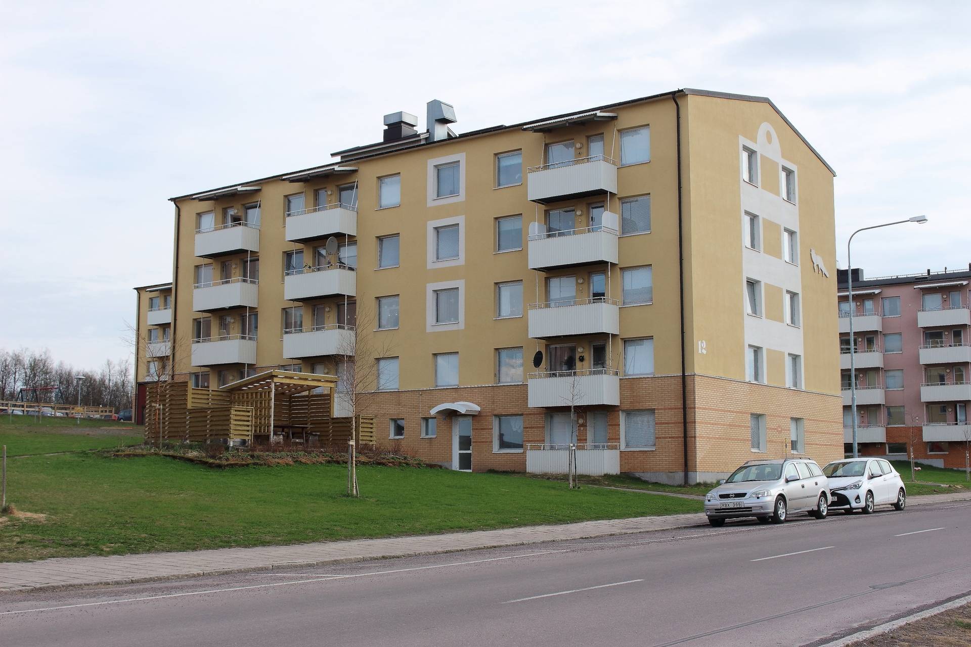 3 rum Lägenhet på Porfyrvägen 12 vån.4 Luossavaara Kiruna kommun - bild 2