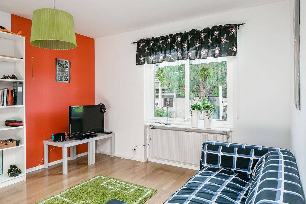 6 rum Radhus på Ädelstensvägen 3A Ulveket Skövde kommun - bild 9