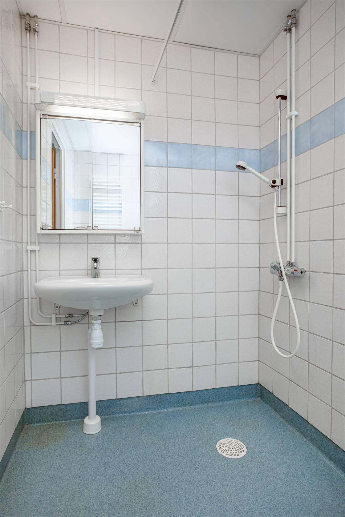 2 rum Lägenhet på Hagavägen 8 C Köpings kommun - bild 15