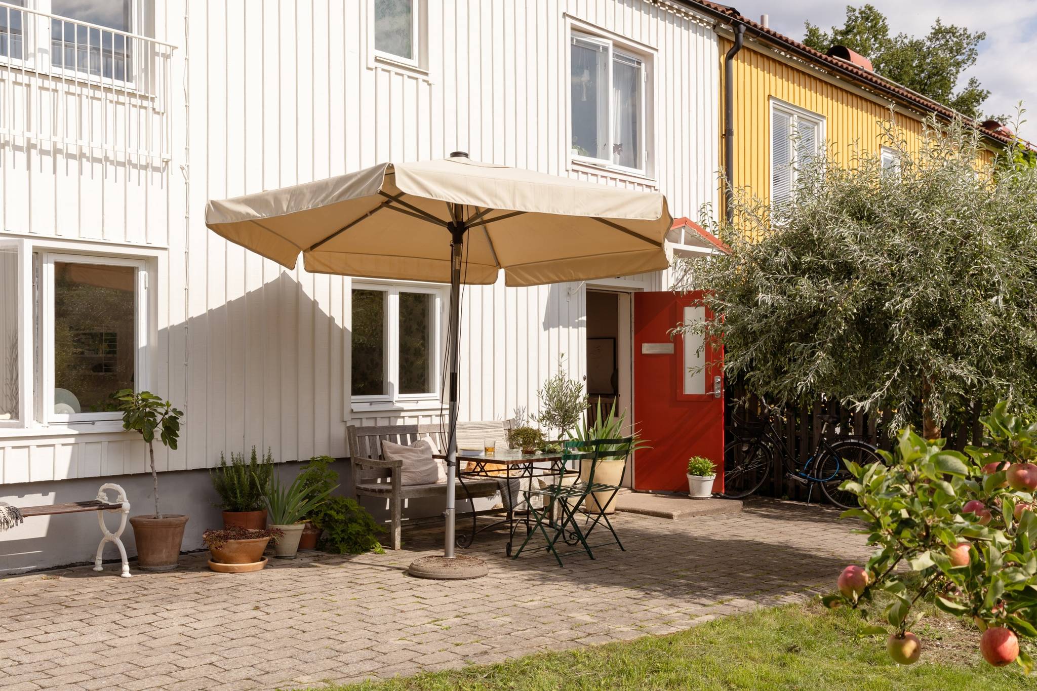 5 rum Villa på Laxåvägen 17 Bagarmossen Stockholms kommun - bild 3