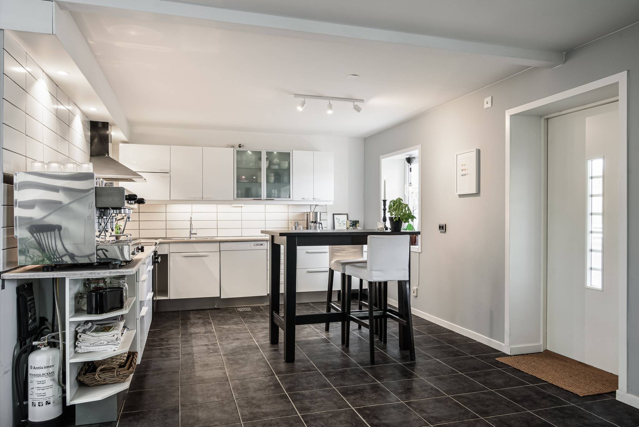 7 rum villa på Härlövsvägen 17 Öjaby, Växjö kommun - bild 3