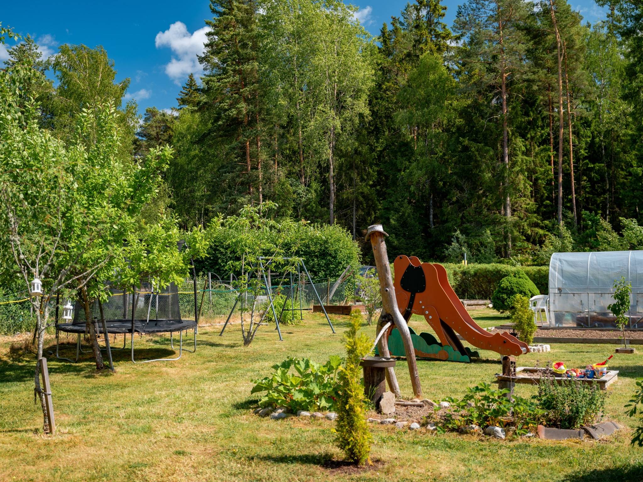2 rum Fritidshus på Vaxmyra Kolonilott nr 2, Lövstavägen Runby Upplands Väsby kommun - bild 12