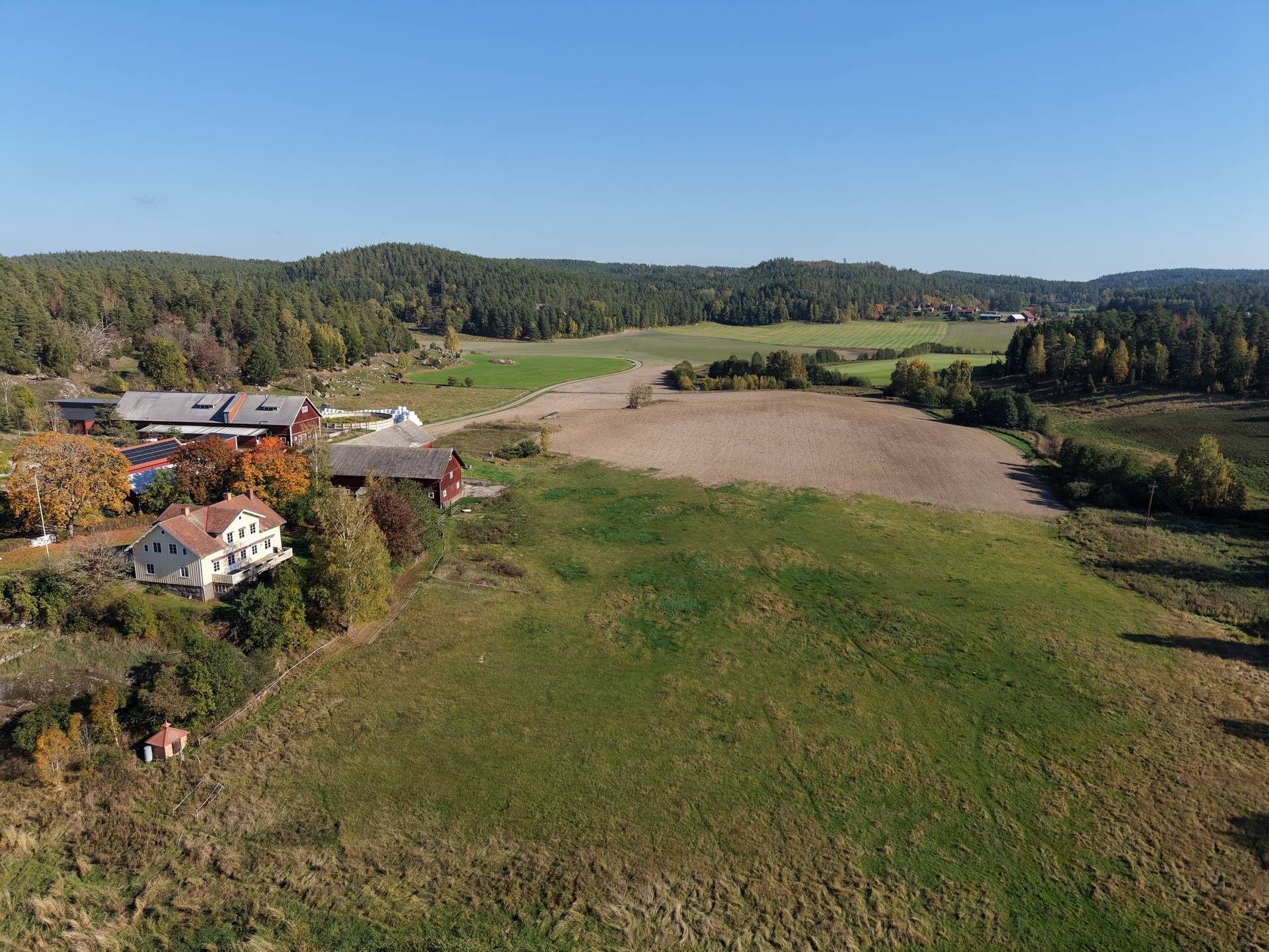 Gård med jordbruk på Vallingedal Nedergård Vallingedal Kinda kommun - bild 11