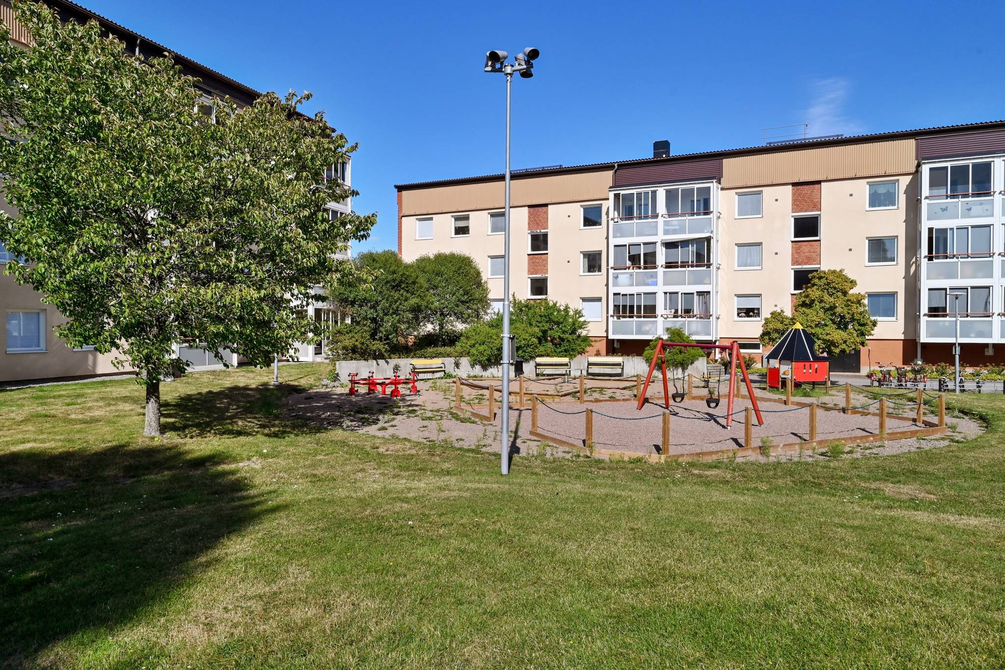 4 rum Lägenhet på Västra Bangatan 59A, entréplan Märsta Centralt Sigtuna kommun - bild 25