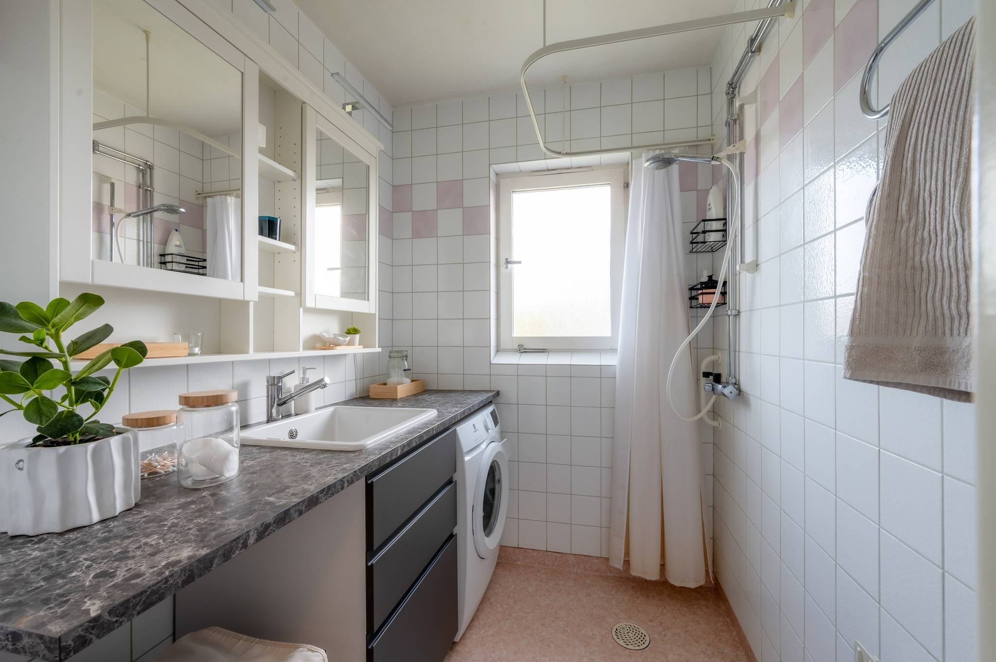 3 rum lägenhet på Solbergavägen 35 Isaksdal, Nyköpings kommun - bild 5