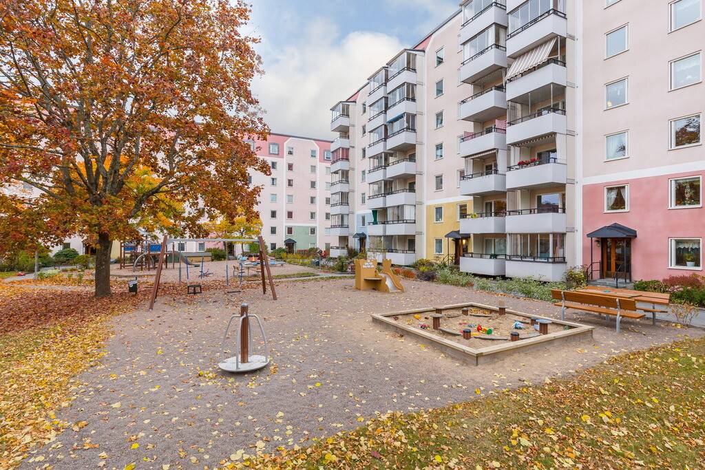 3 rum Lägenhet på Flintlåsvägen 28, 3 tr Edsberg Sollentuna kommun - bild 18