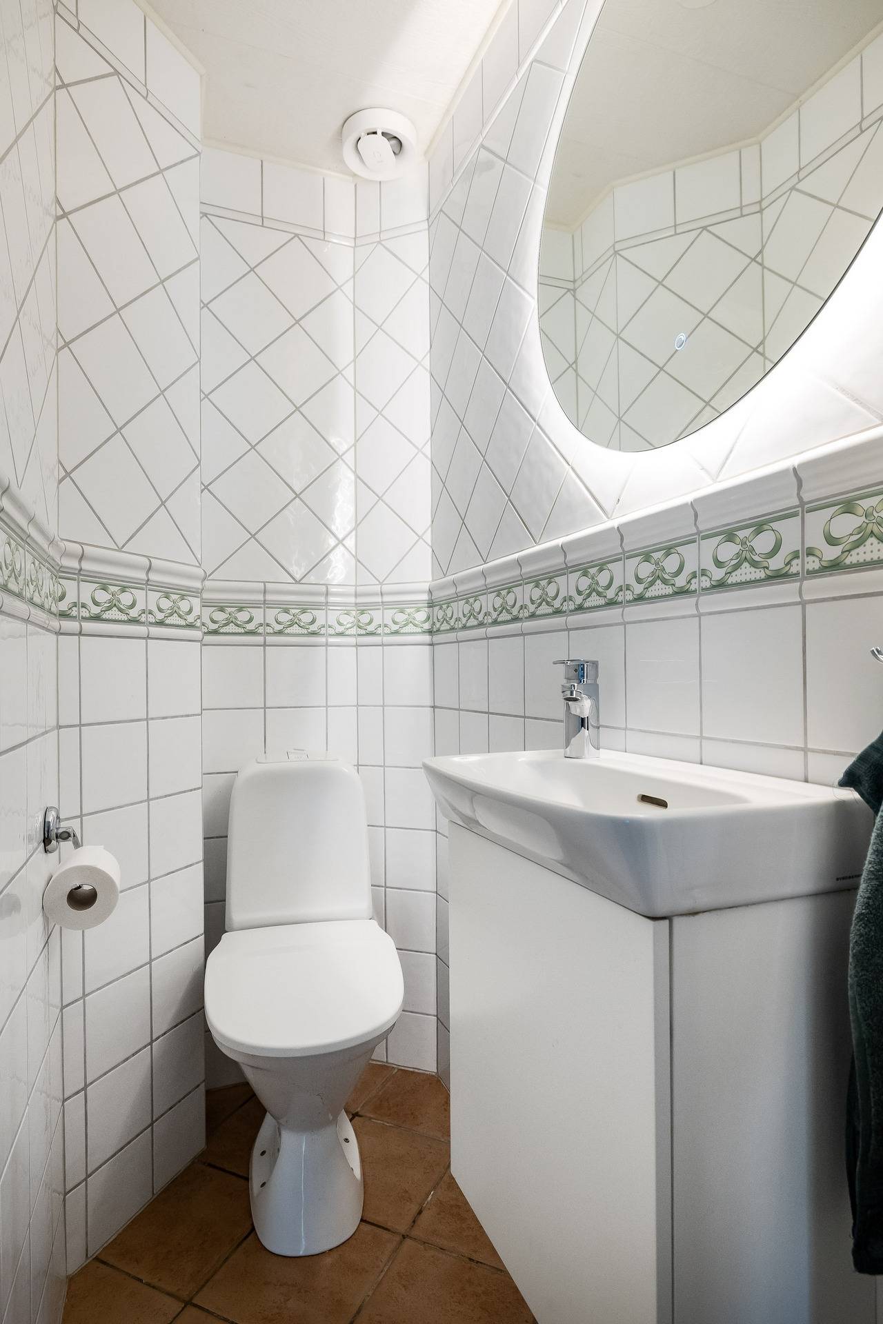 124 m² Villa på Tjädervägen 2 Älvtomta Örebro kommun - bild 25