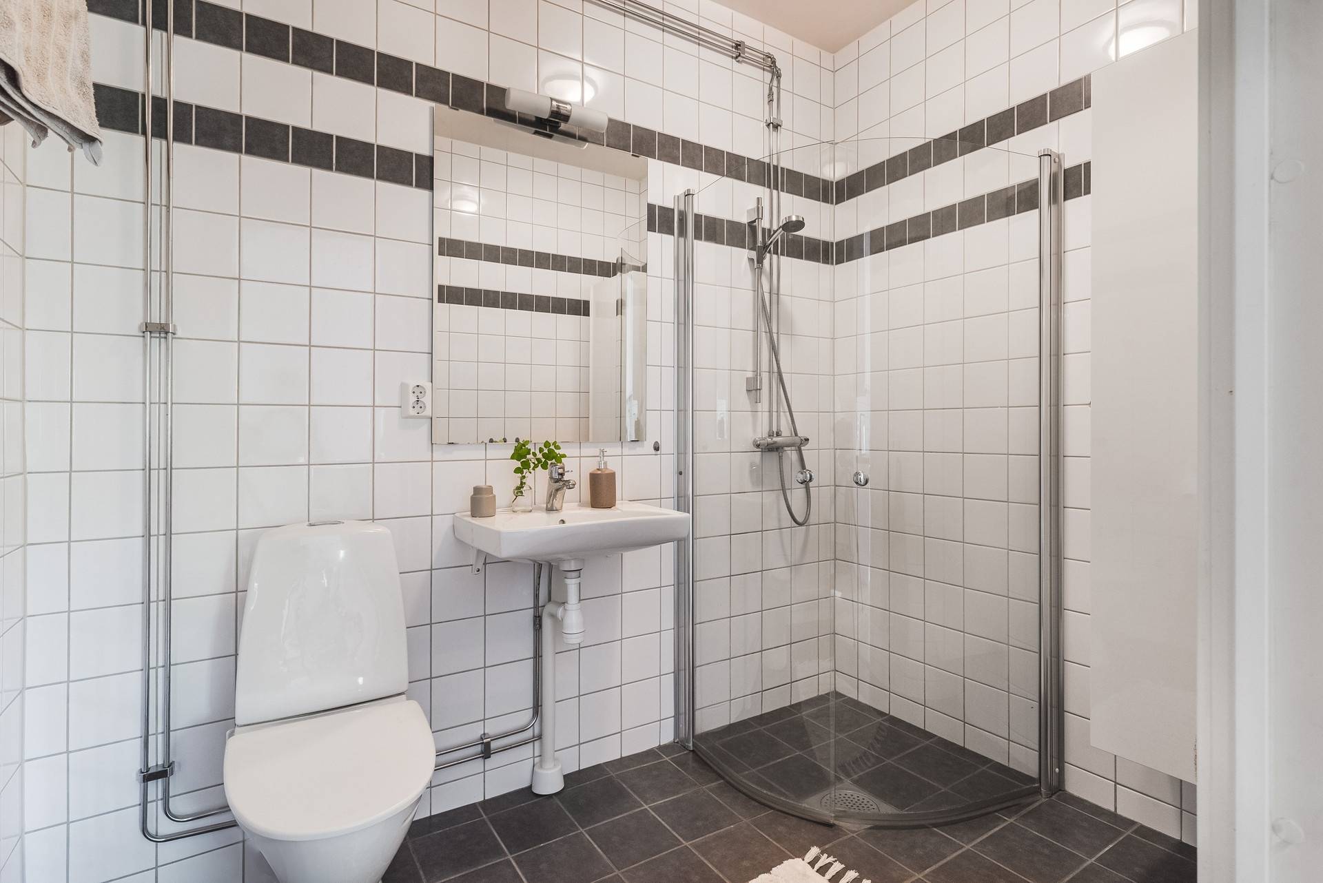 2 rum Lägenhet på Mejramvägen 101 Sörbyängen Örebro kommun - bild 17