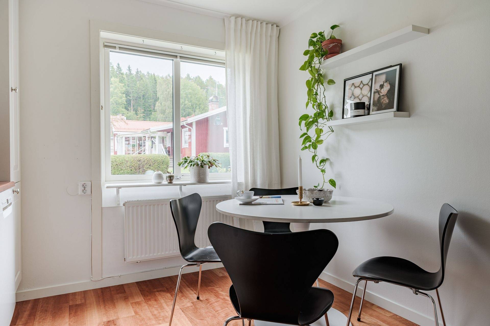 5 rum Par-/kedje-/radhus på Slalomvägen 29 Järlinden Falu kommun - bild 18