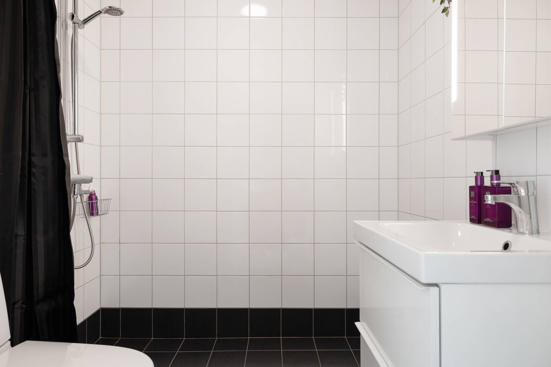 5 rum Radhus på Riavägen 7 Västerhaninge Haninge kommun - bild 33