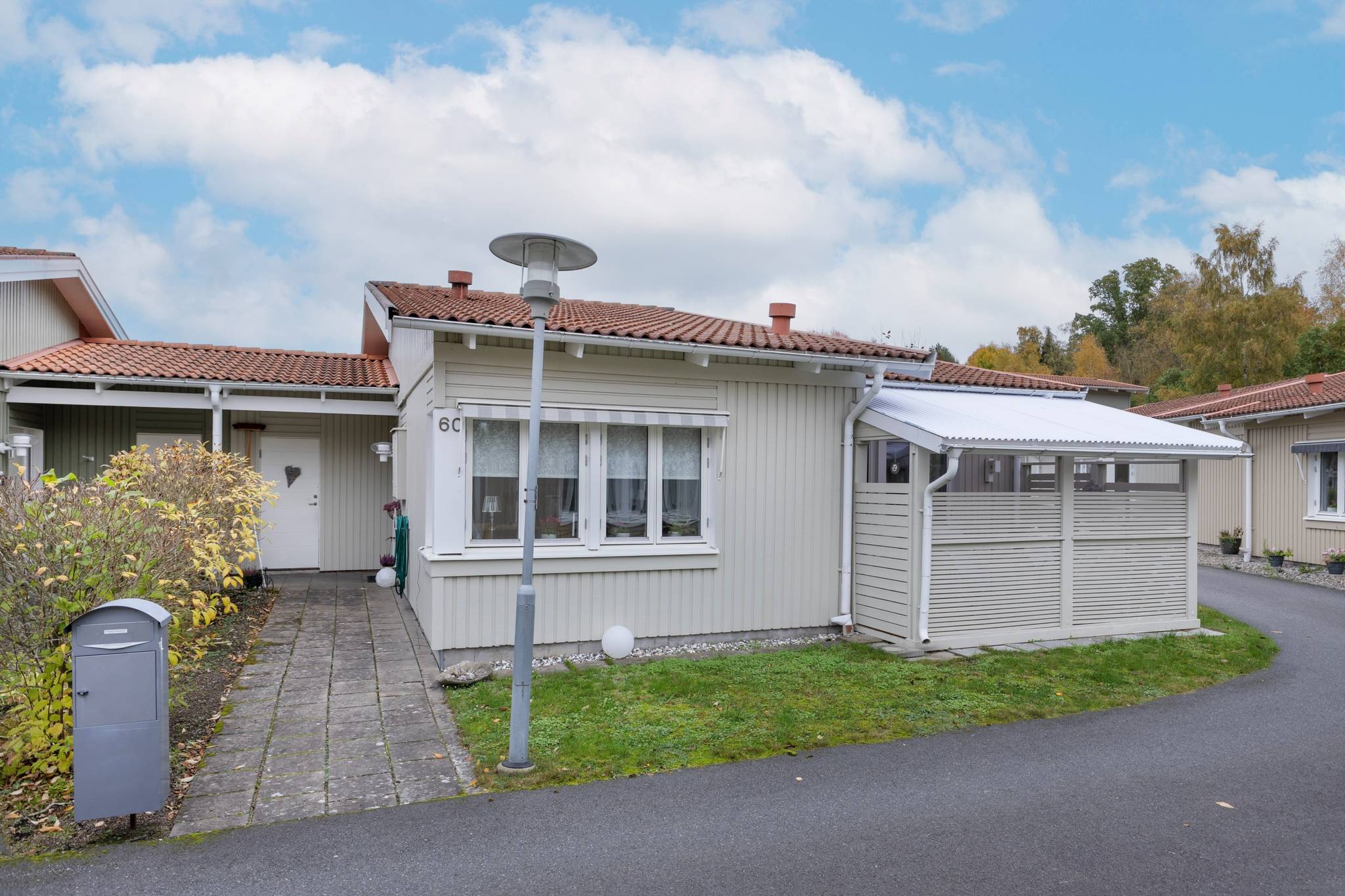 3 rum lägenhet på Hagmarksvägen 60 Mellangården, Vetlanda kommun - bild 1