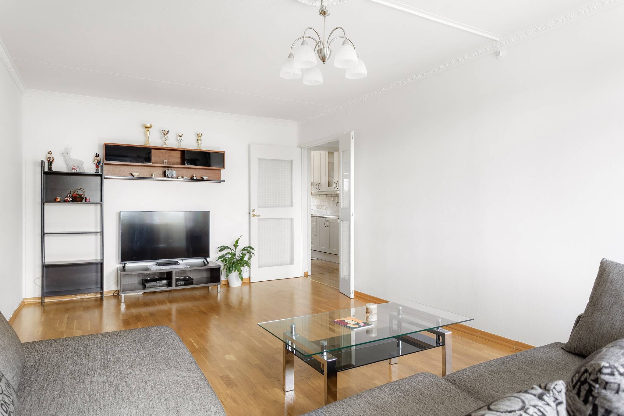 4 rum Lägenhet på Lofotengatan 22, Våning 4 Husby Stockholms kommun - bild 10