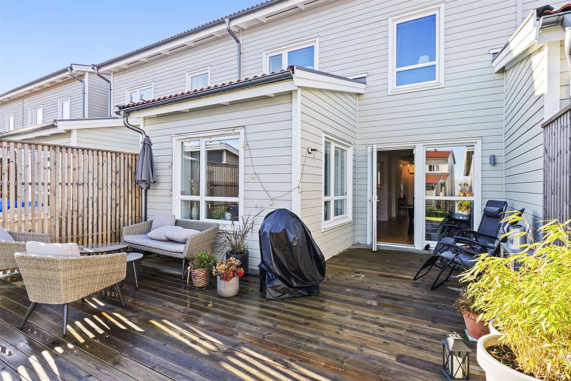 5 rum Radhus på Hägnadsgatan 53 Trädgårdsstaden Skövde kommun - bild 23