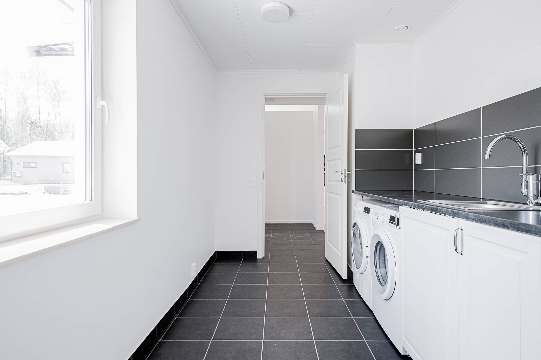 5 rum Villa på Konvaljegatan 11 Ullvibackar Köpings kommun - bild 24