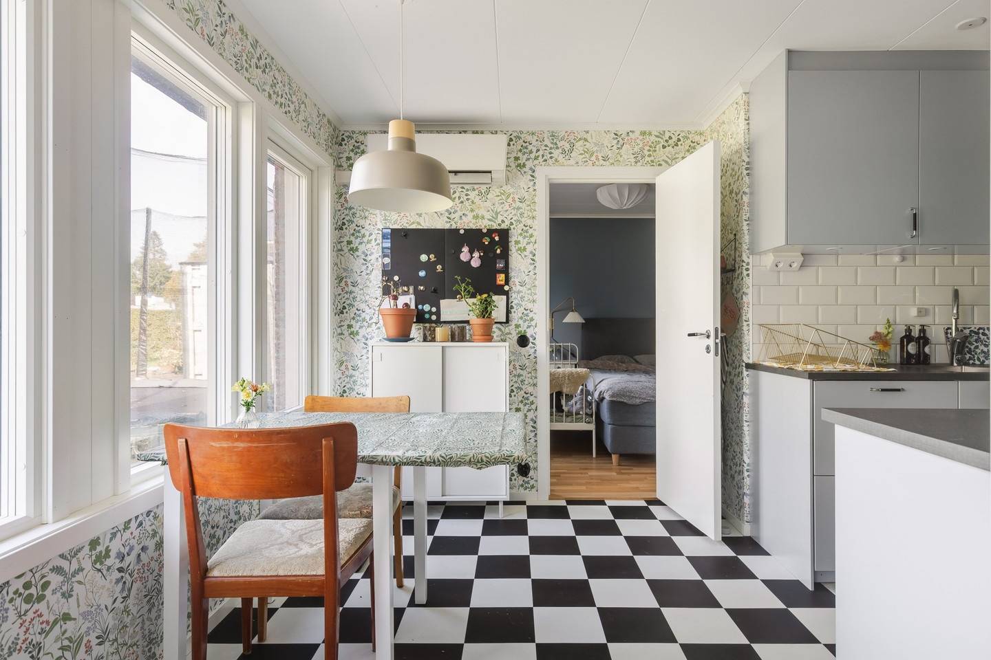 4 rum Villa på Västergatan 38 Väster Hjo kommun - bild 11