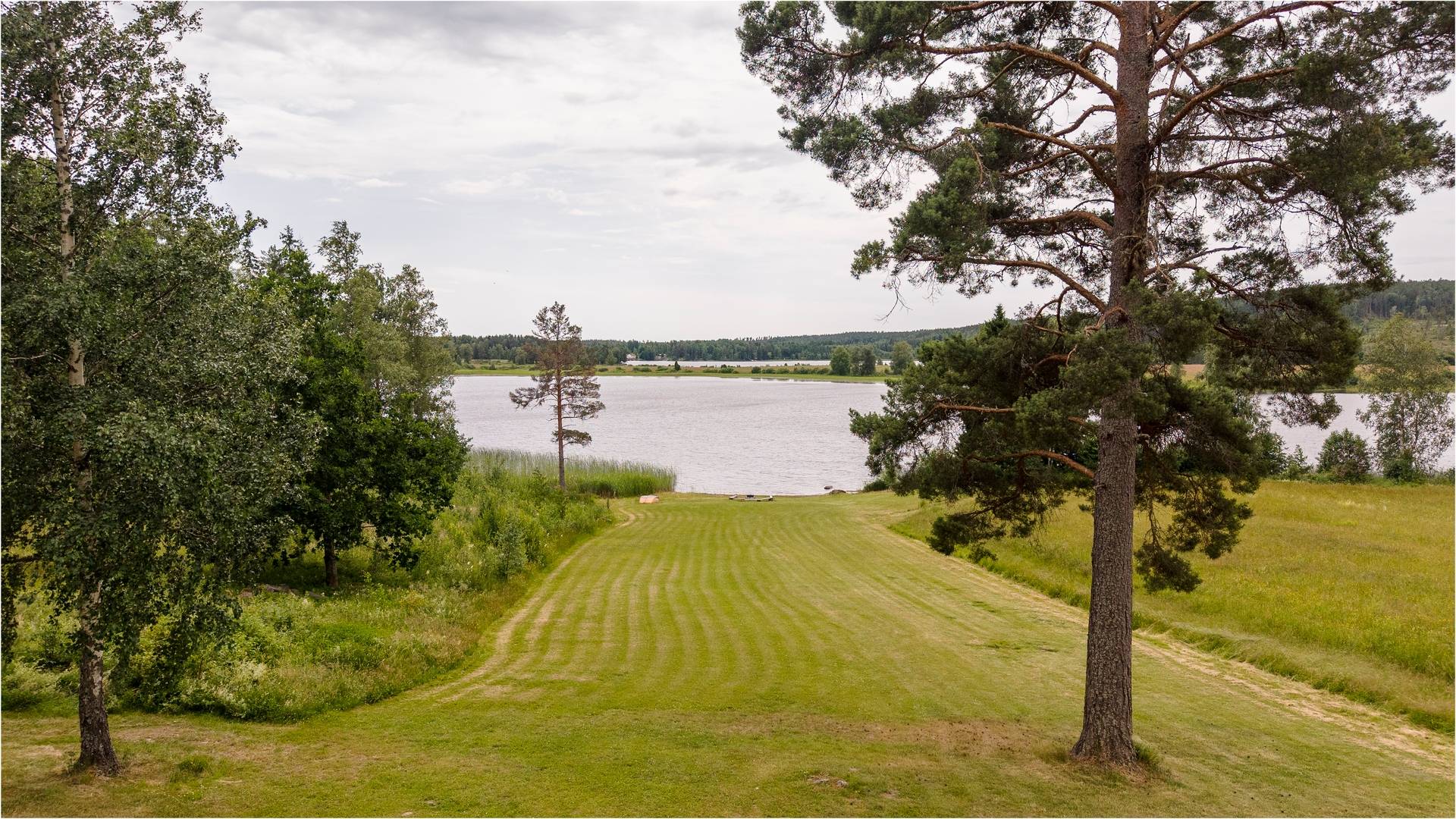 7 rum Gård/skog på Resbol Sörtomta 1 Värmskog Grums kommun - bild 91