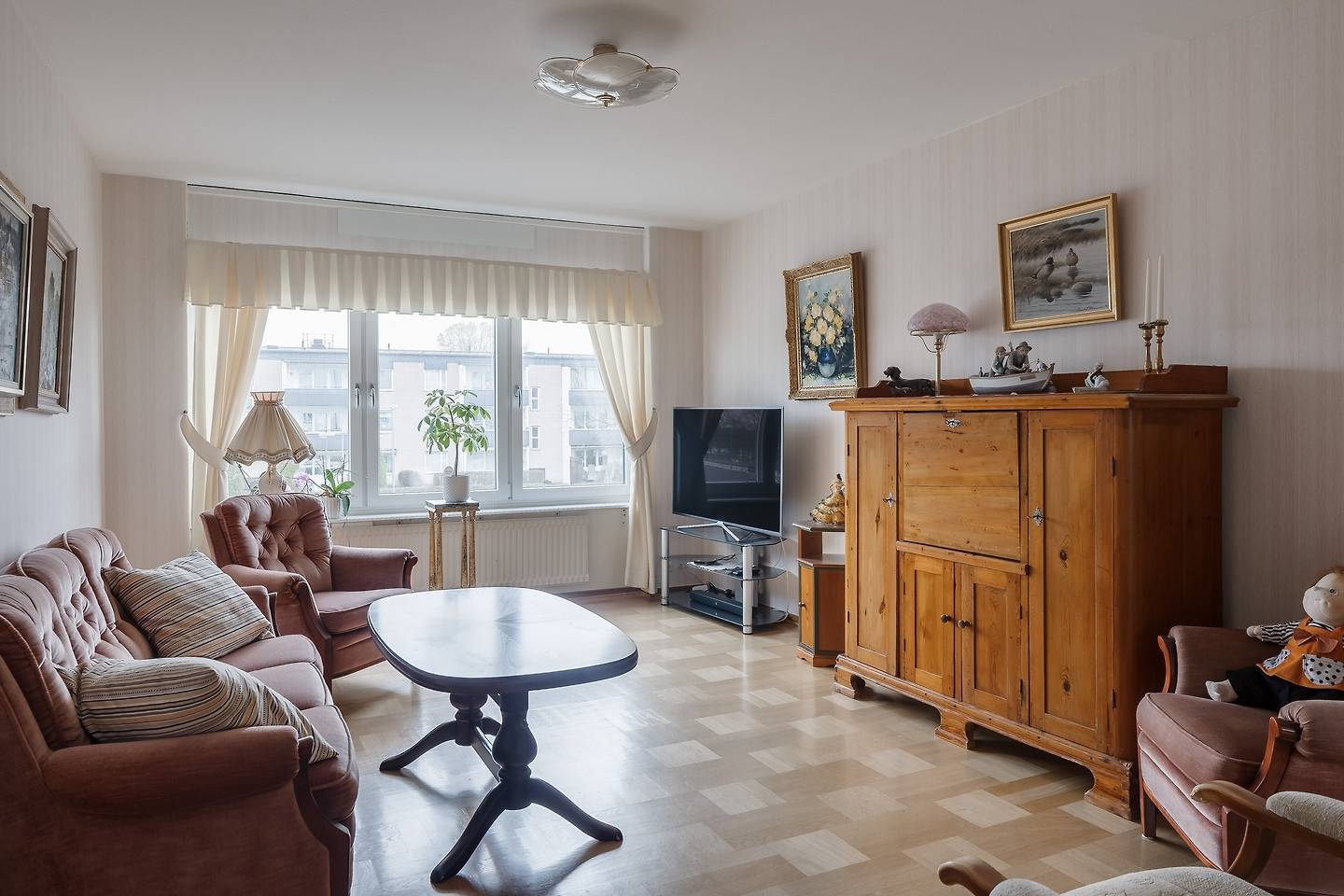 3 rum Lägenhet på Hjelmarsrörsgatan 7E Fredriksberg Falköpings kommun - bild 3