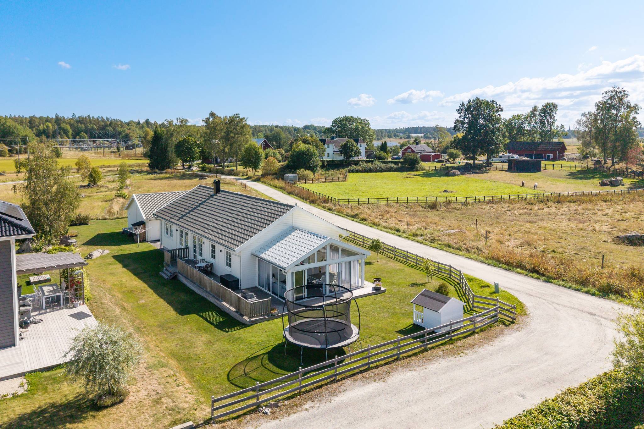 5 rum Villa på Yxstabacken 602A Örebro kommun - bild 4