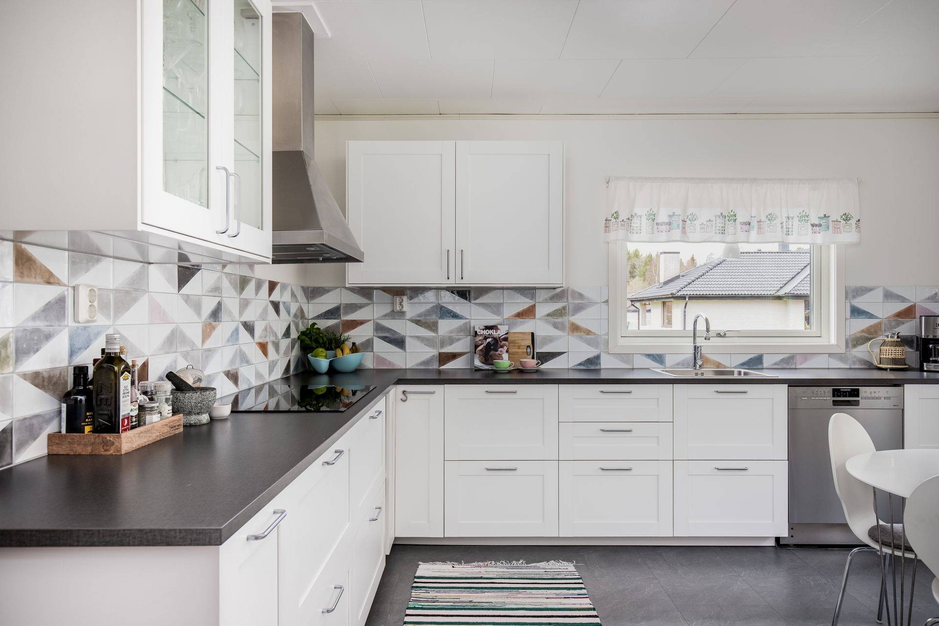 118 m² Villa på Geologvägen 22 Hökåsen Västerås kommun - bild 2