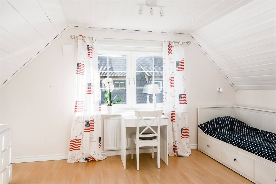 6 rum Villa på Långhagsvägen 7 Sjötorp Mariestads kommun - bild 24
