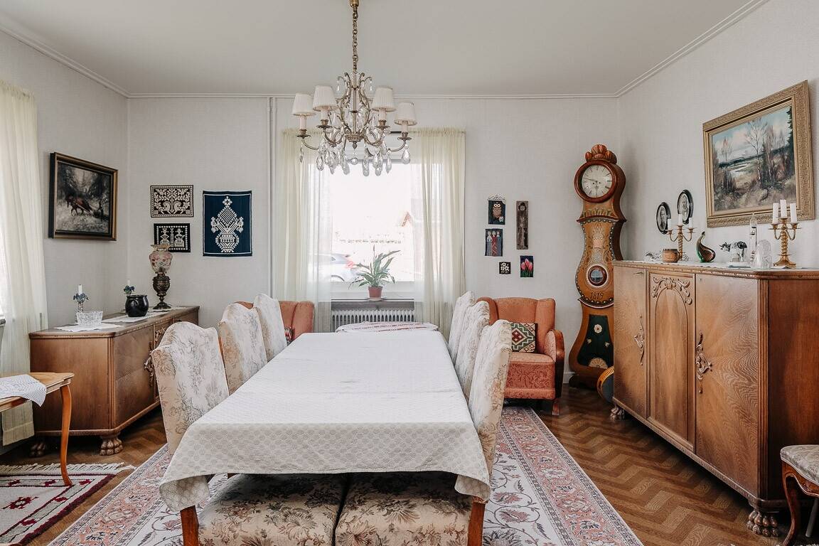 6 rum Villa på Affärsgatan 12, Affärsgatan 10 Kinnarp/Slutarp Falköpings kommun - bild 10