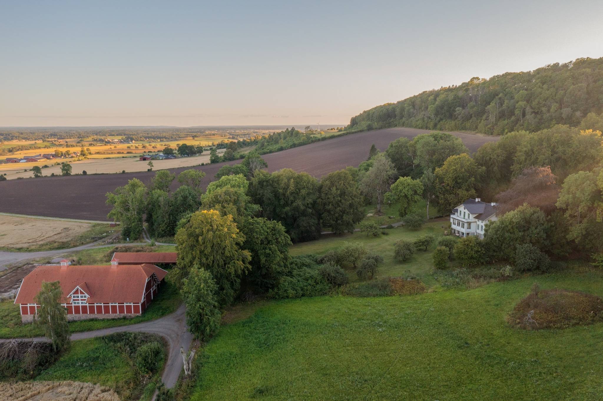 12 rum Villa på Saleby Säteri Falköpings kommun - bild 73