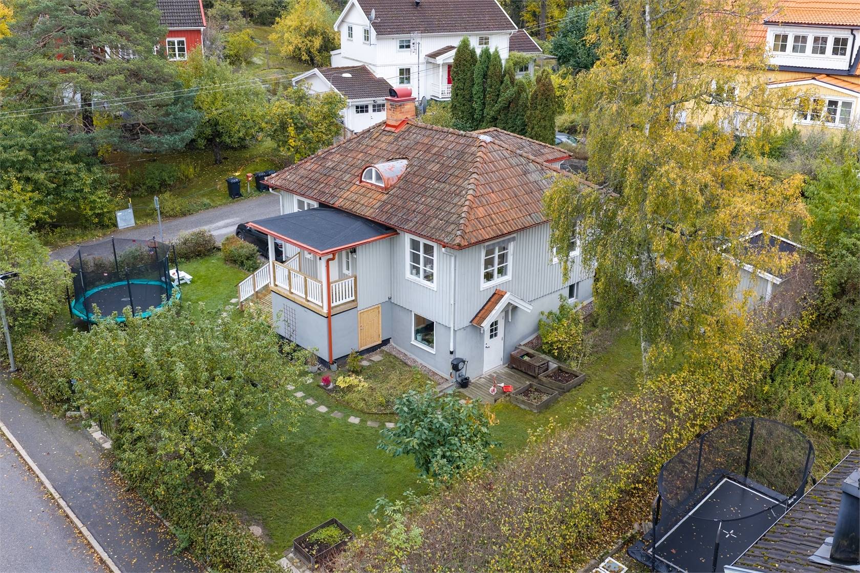 5 rum villa på Bergtorpstigen 33 Älvsjö/Långsjö, Stockholms kommun - bild 1