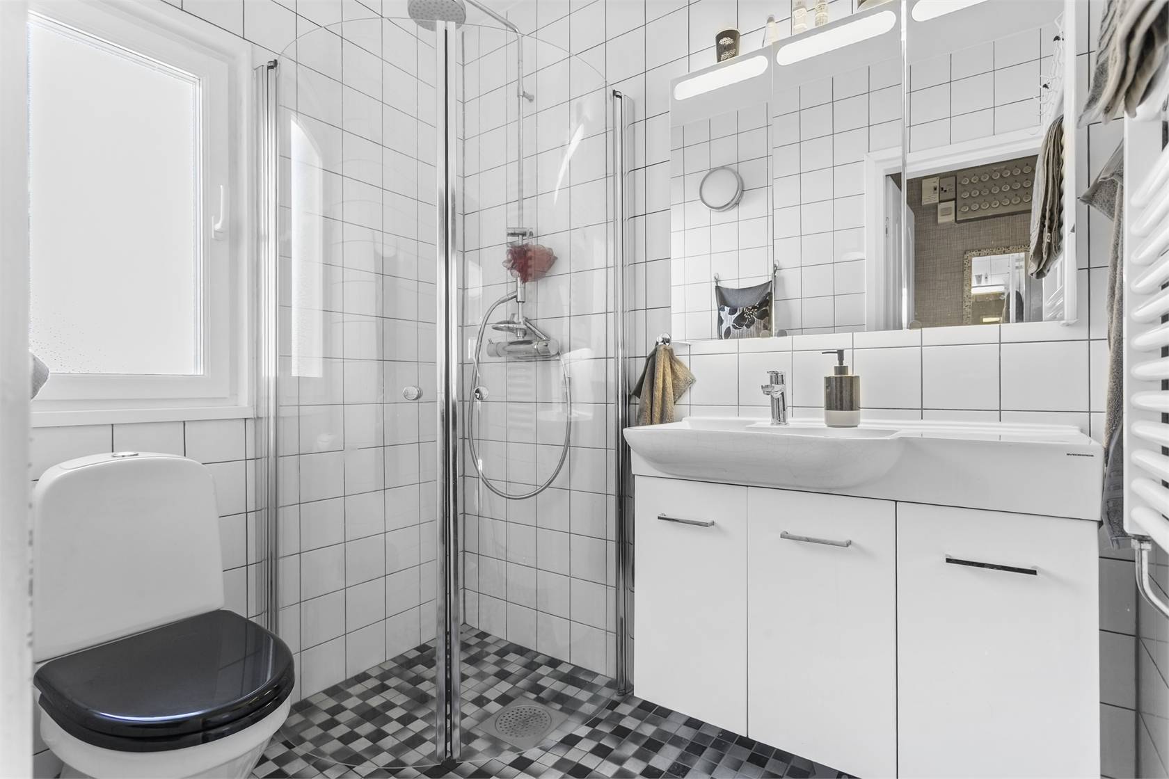 6 rum Kedjehus på Lindhovsvägen 11 Tumba Botkyrka kommun - bild 23