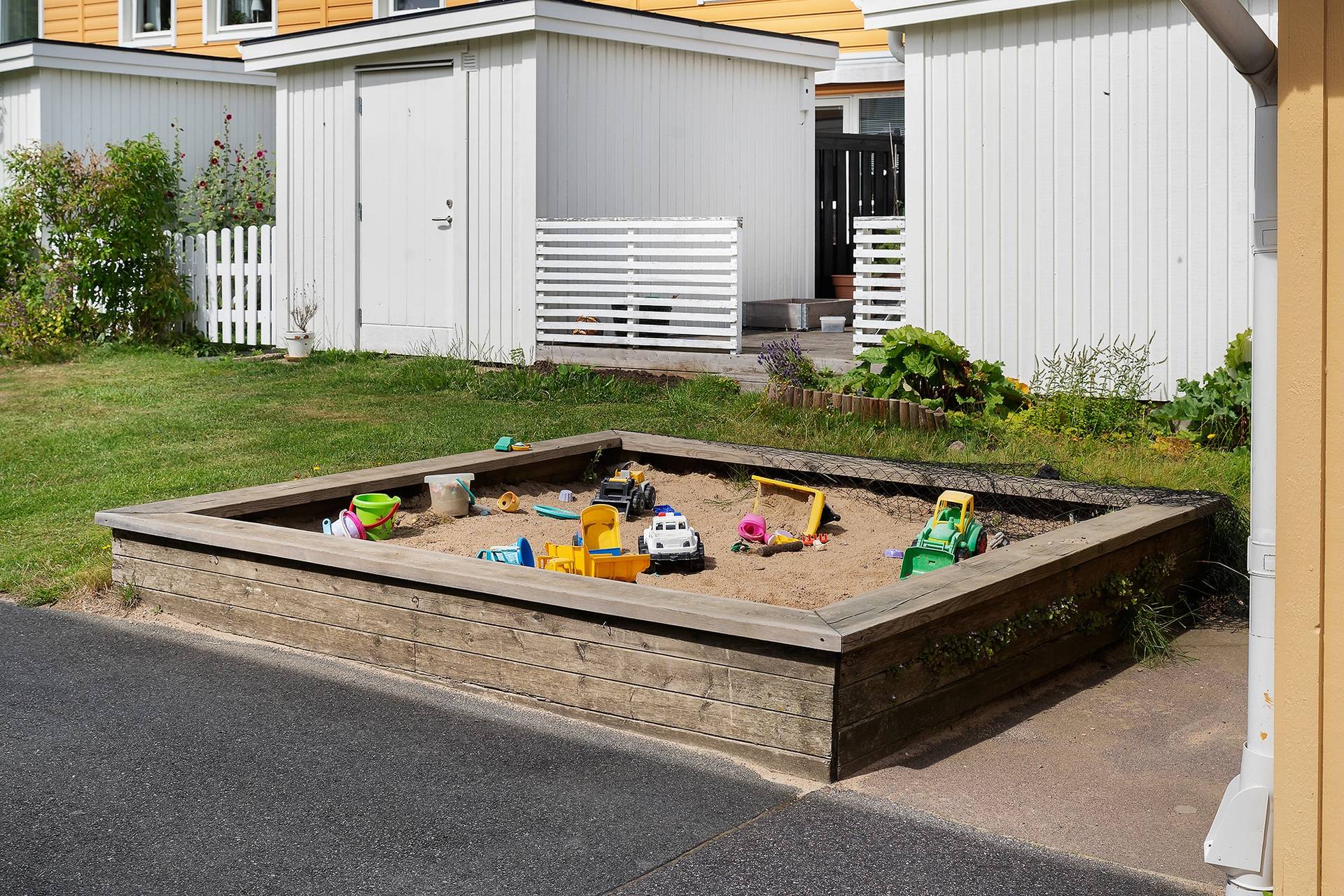 4 rum Radhus på Glöstorpsvägen 16F Tuve Göteborgs kommun - bild 24