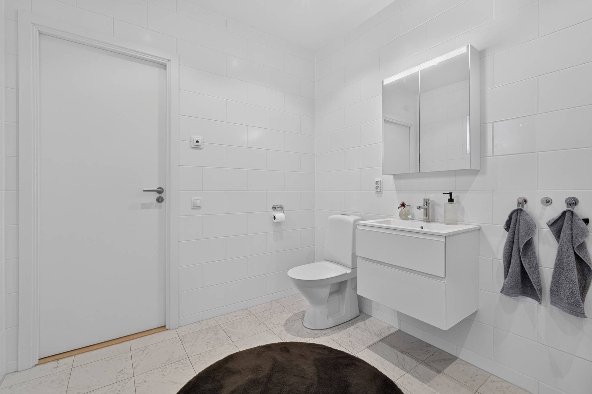 7 rum Villa på Hälleborgsgatan 10A Knivsta Knivsta kommun - bild 34