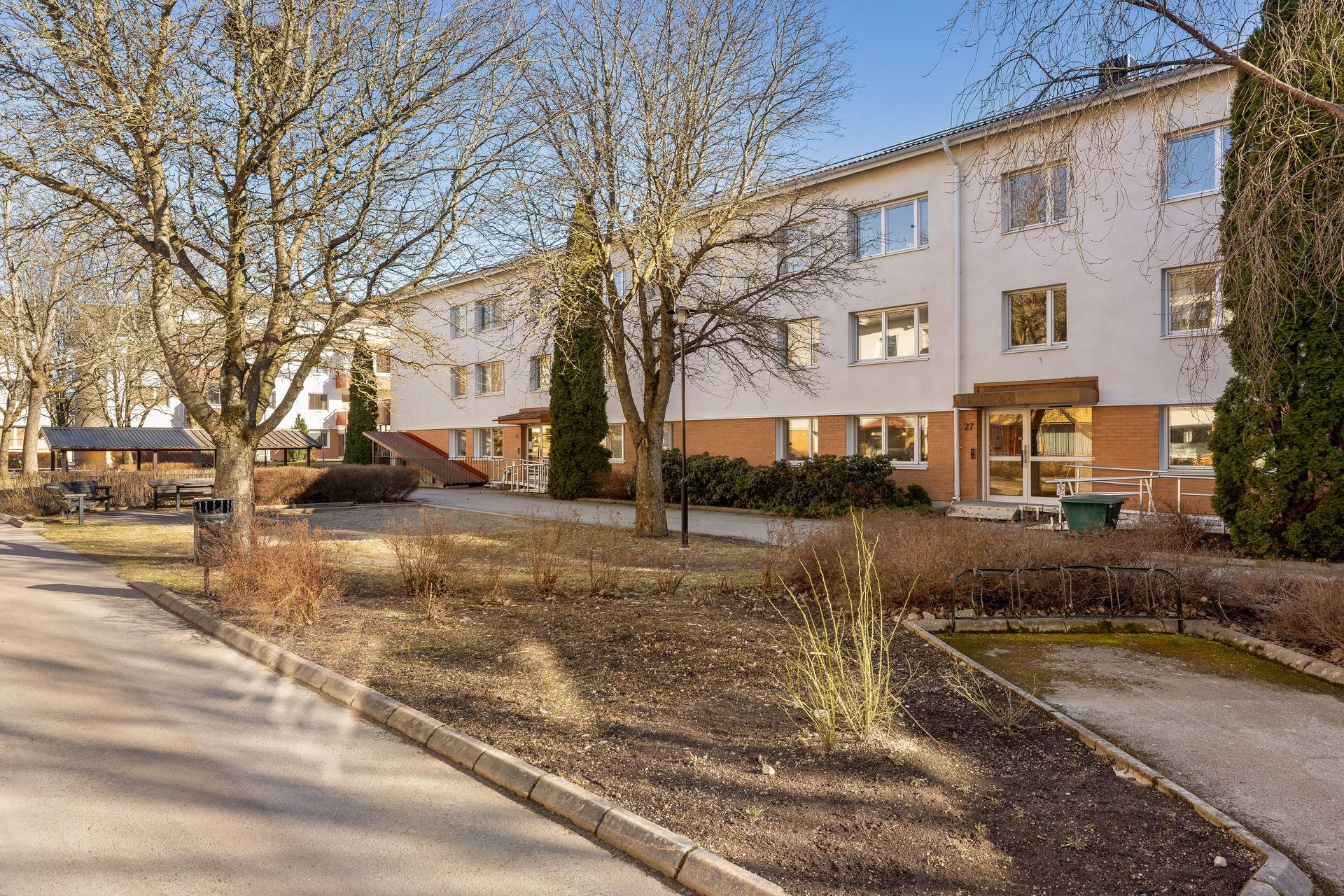 4 rum Lägenhet på Knotavägen 27 Bjurhovda Västerås kommun - bild 24