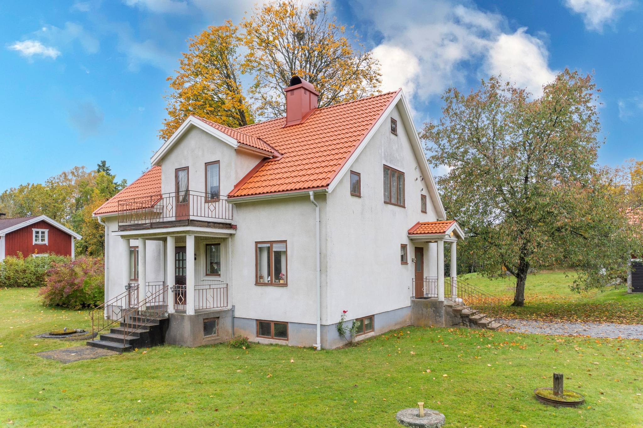5 rum gård/skog på Ekhult 1 Nya Hjälmseryd, Sävsjö kommun - bild 1