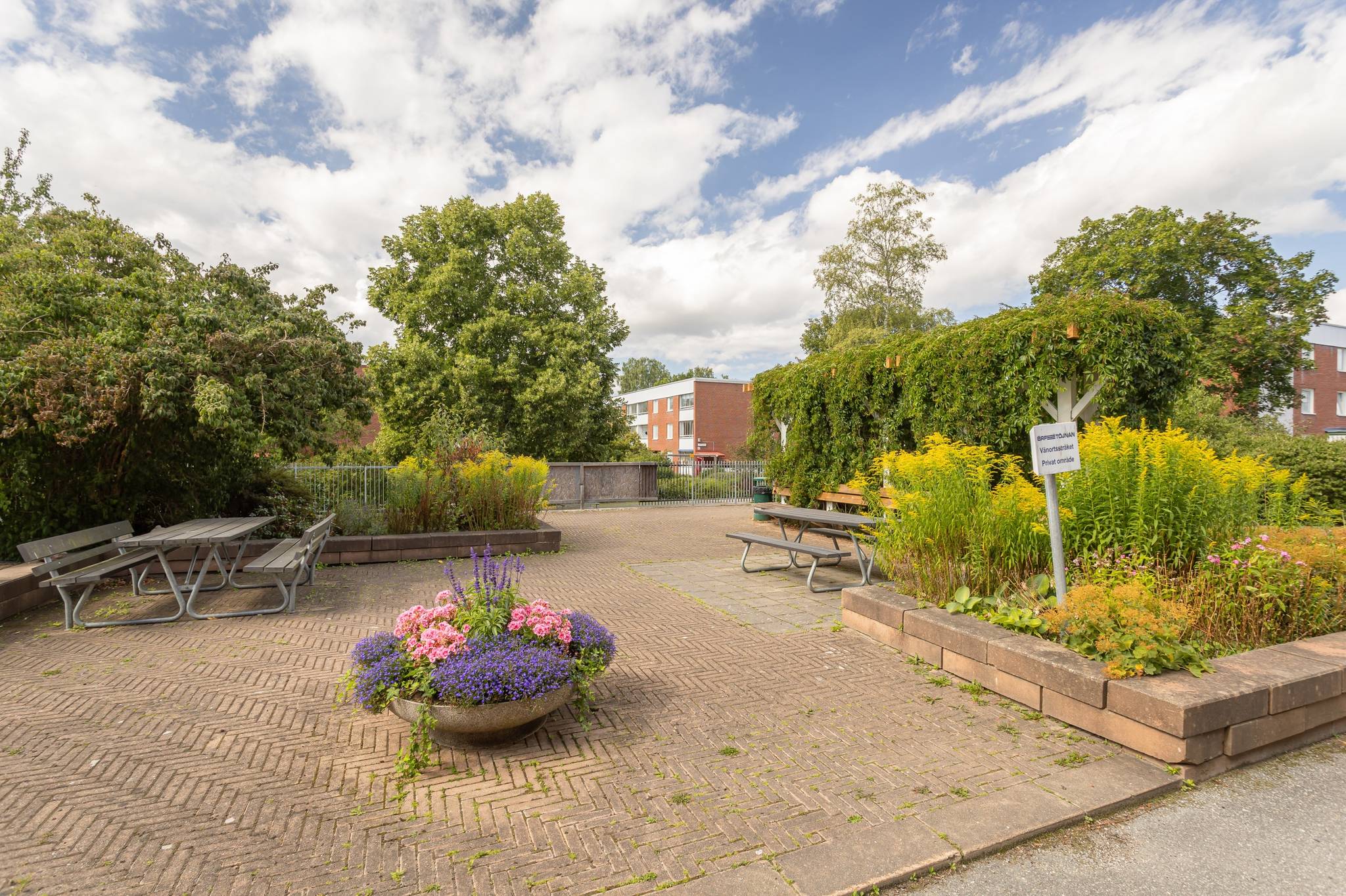 1 rum Lägenhet på Vänortsstråket 7 Tureberg Sollentuna kommun - bild 14