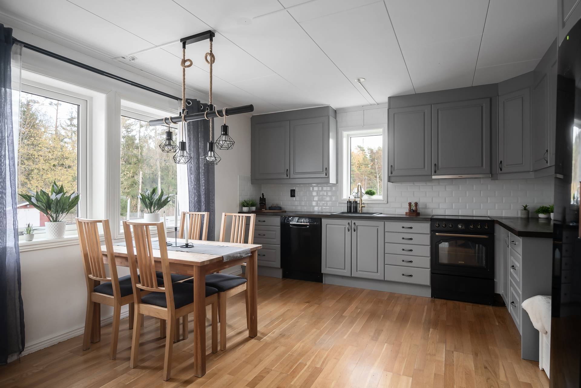 6 rum Villa på Skogstorp transjön 4 Hemfosa Haninge kommun - bild 13