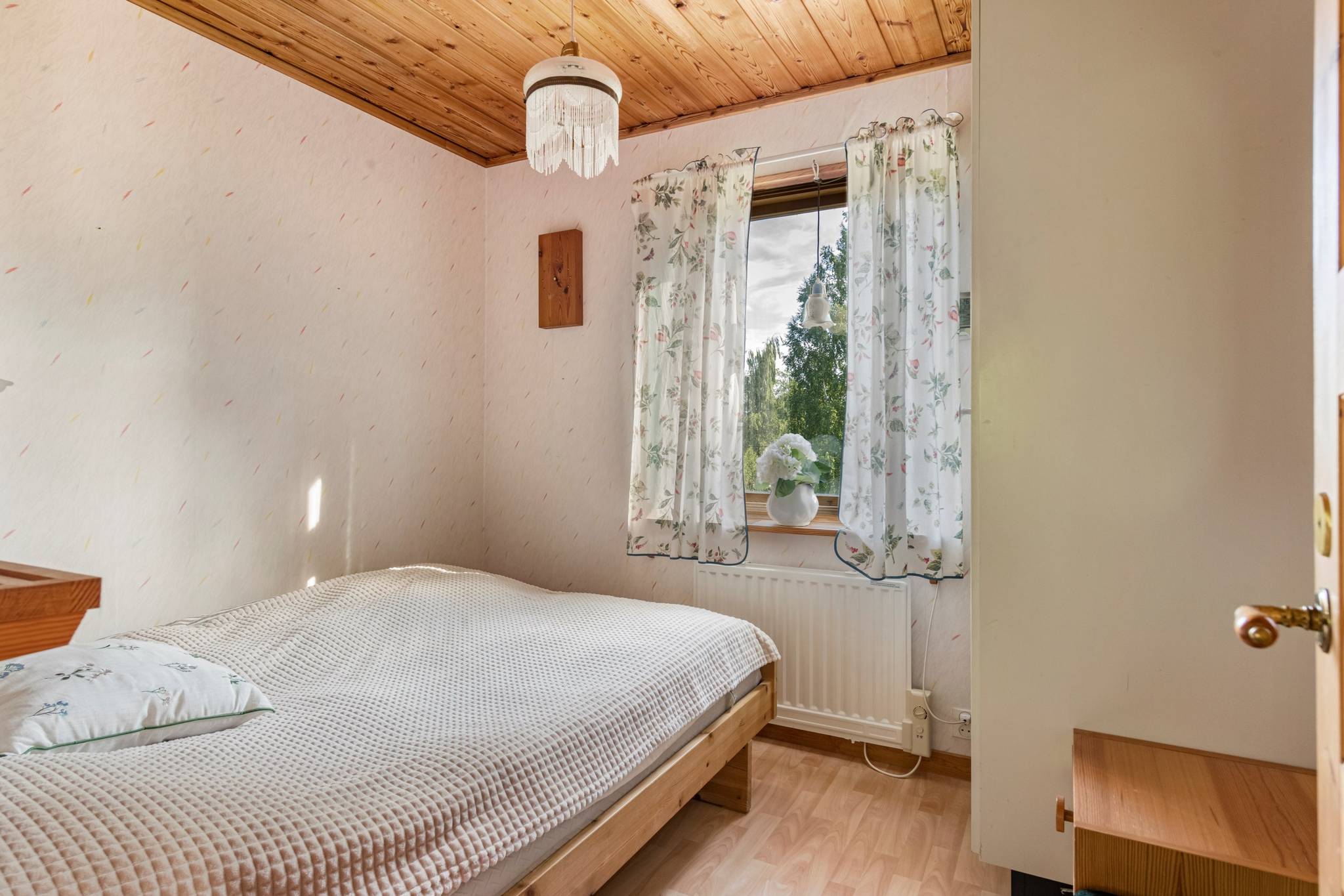 2 rum Vinterbonat fritidshus på Reagårdsvägen 24 Edsbro - Smara Norrtälje kommun - bild 32