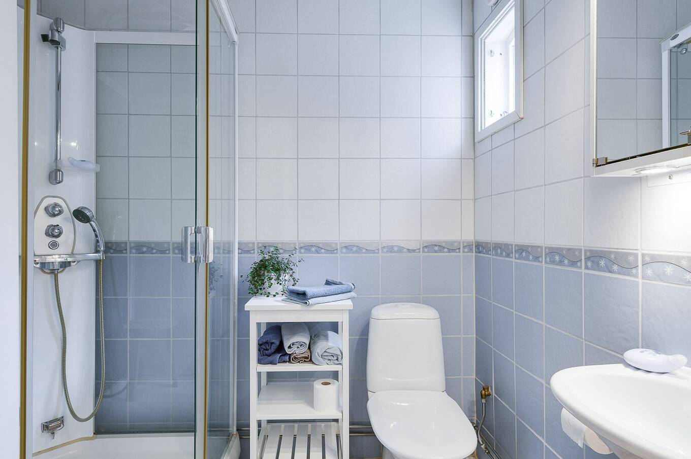 4 rum Parhus på Torparmors Väg 8 Vällingby - Vinsta Stockholms kommun - bild 33