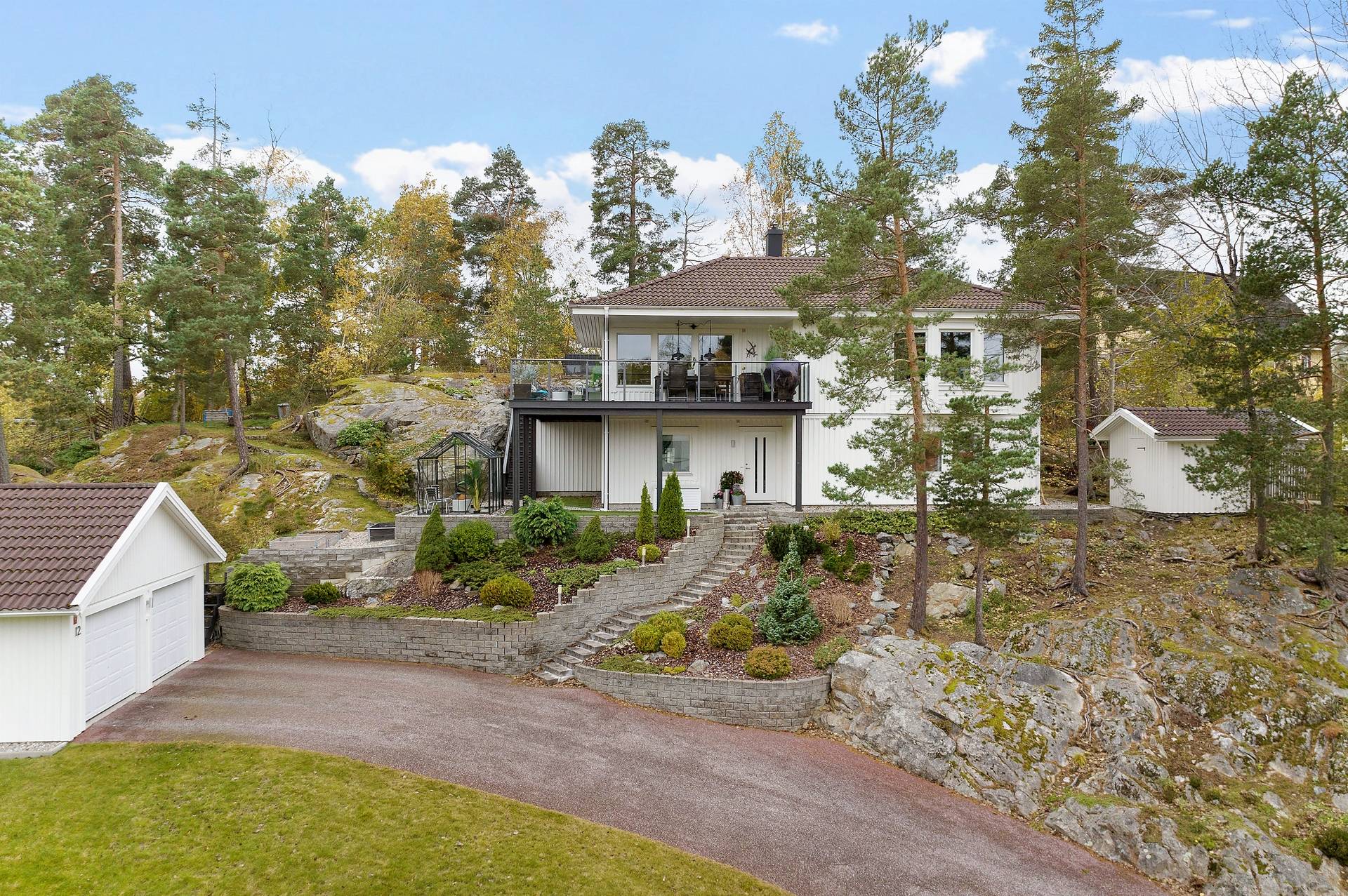 Blåsippsdalen 12, Sjöängen, Huddinge kommun
