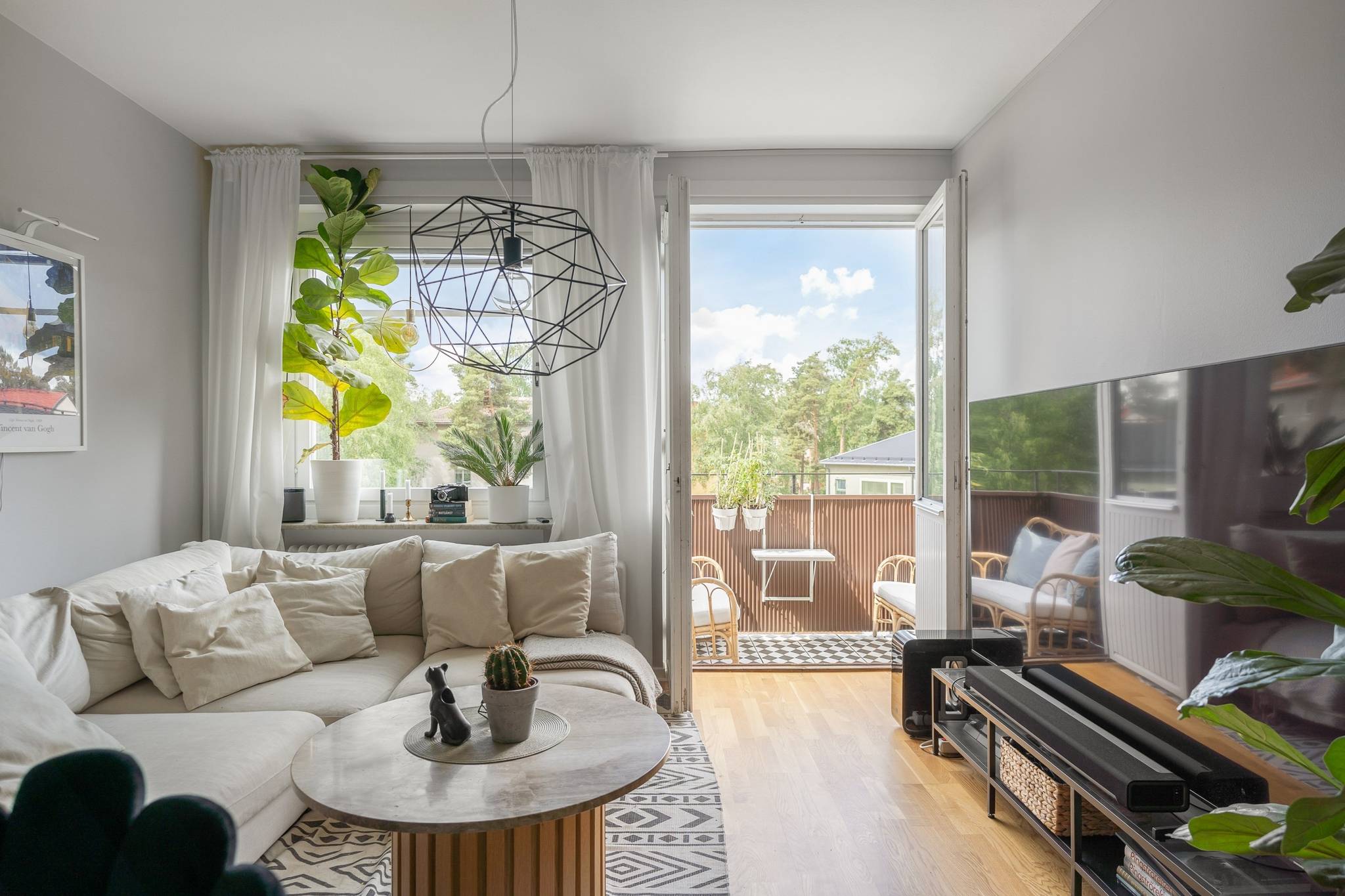 3 rum Lägenhet på Emågatan 16 Bagarmossen Stockholms kommun - bild 4