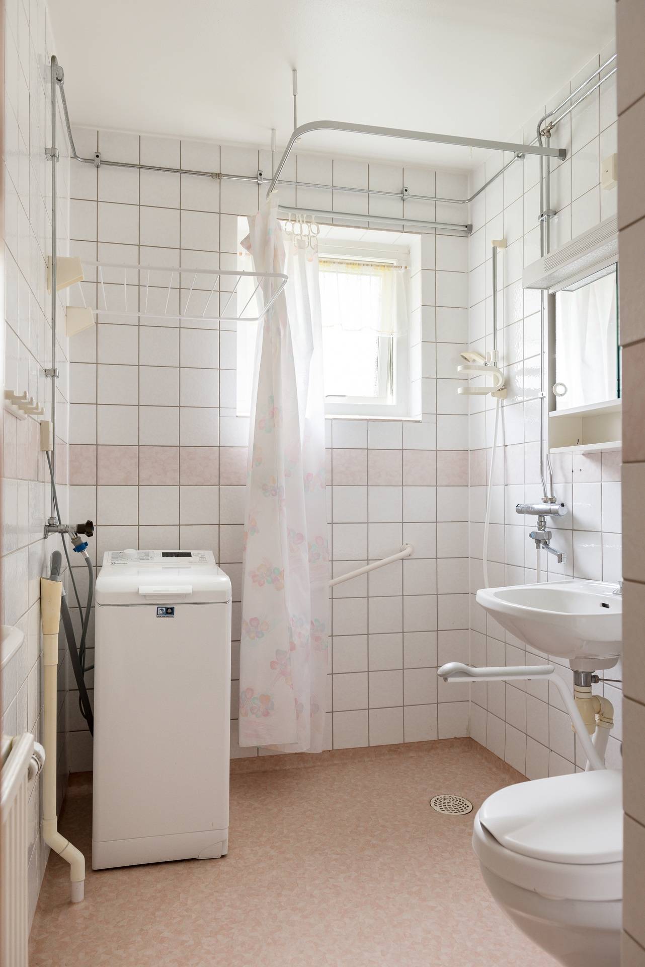 3 rum Lägenhet på Källbergsvägen 36 Surahammar Surahammars kommun - bild 16
