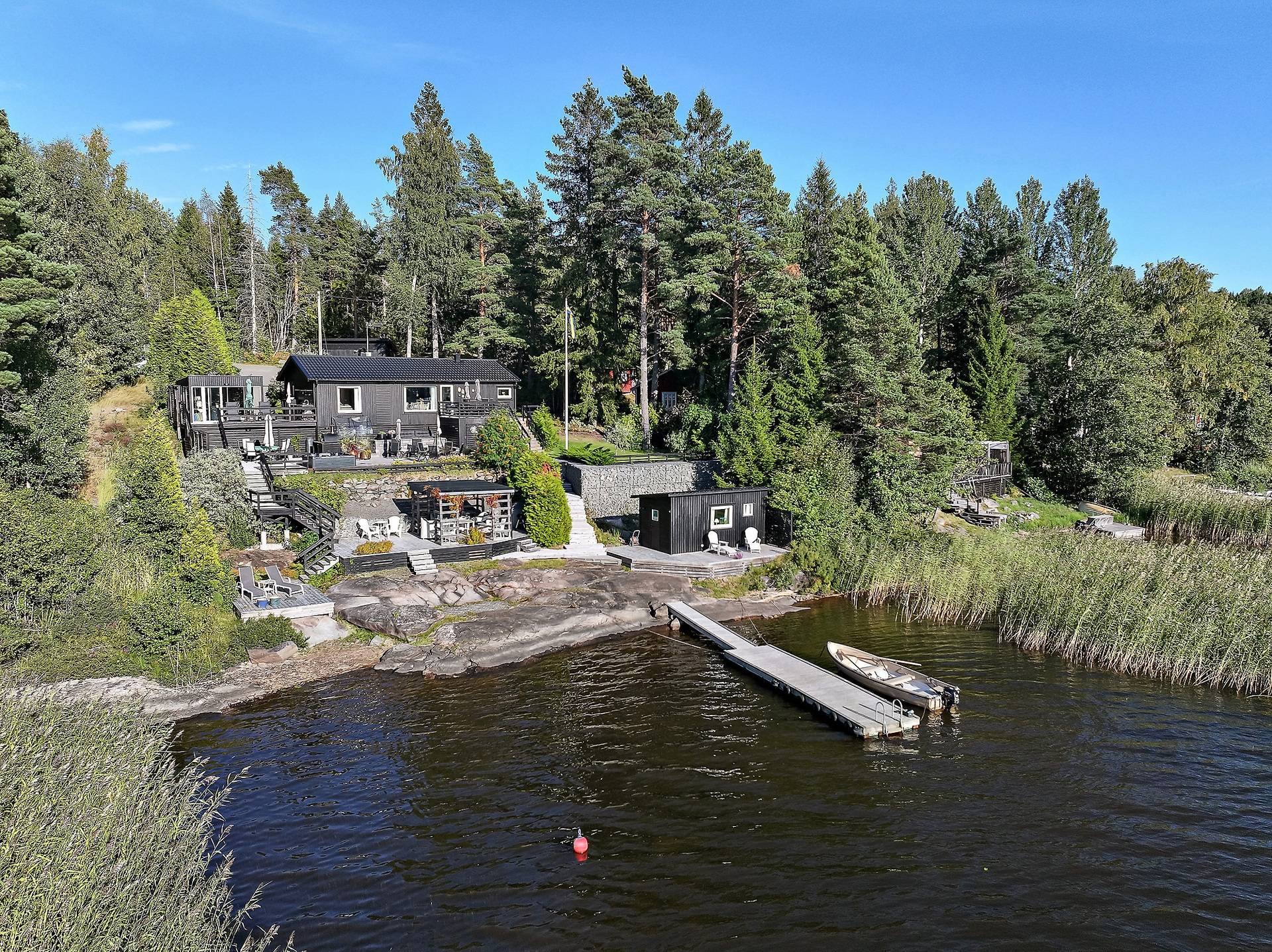 3 rum vinterbonat fritidshus på Kila-Dalen Gullbacken Harefjorden , Säffle kommun - bild 1