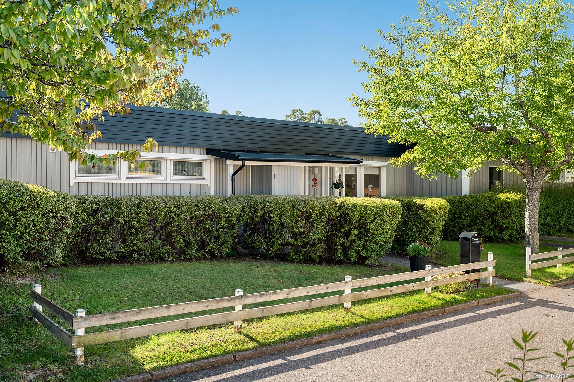5 rum villa på Marmorstigen 3 Lillsjön - Kungsängen, Upplands-Bro kommun - bild 1