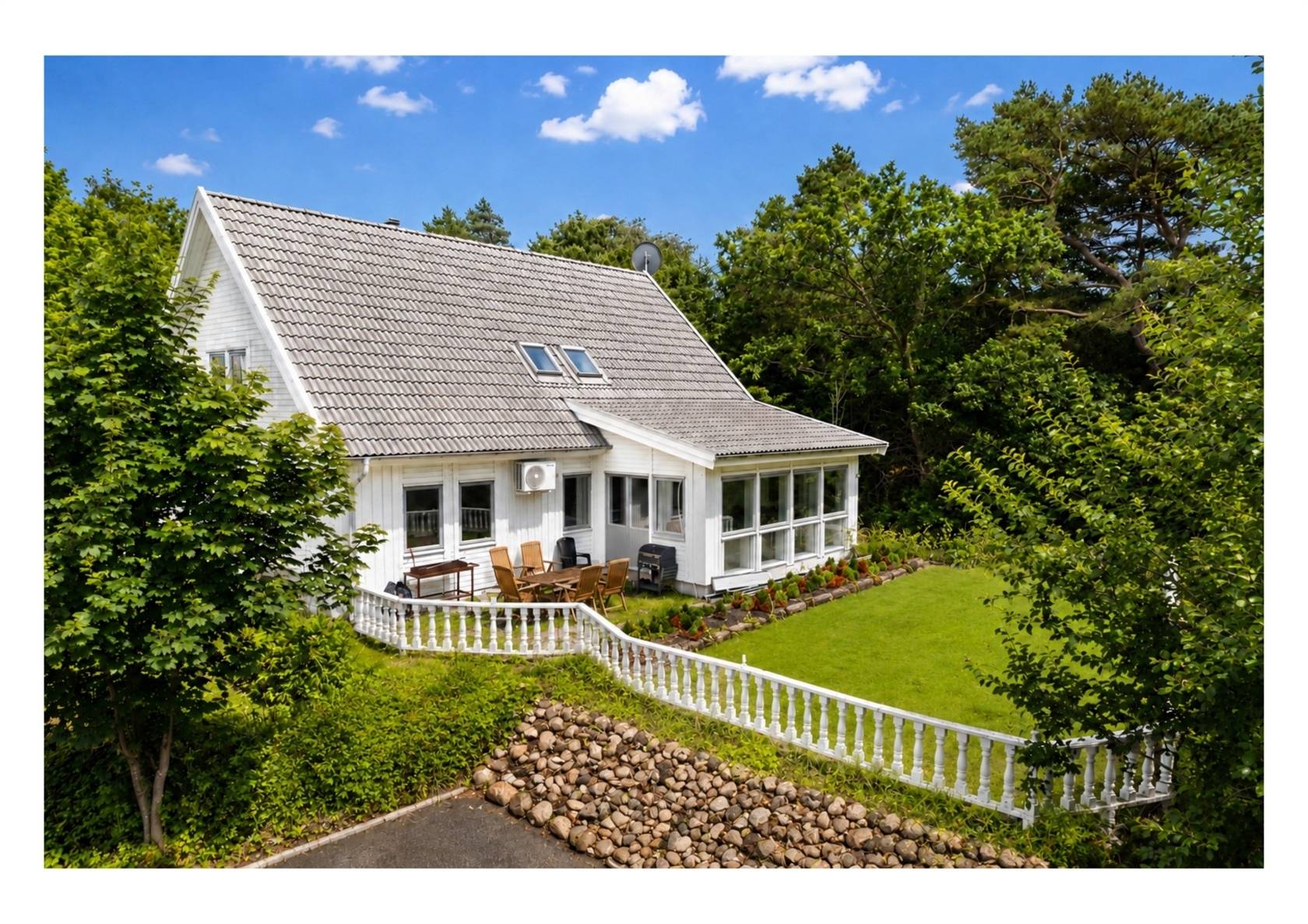 7 rum villa på Kryddväxtgatan 16 Lövgärdets Villastad, Göteborgs kommun - bild 1