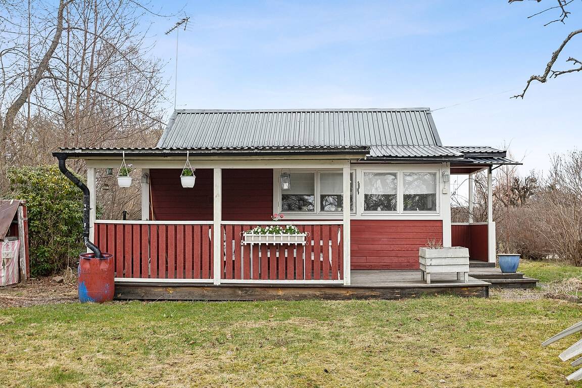 2 rum Fritidshus på Stuga nr 36 i Vilsta koloniförening Vilsta Koloniområde Eskilstuna kommun - bild 2
