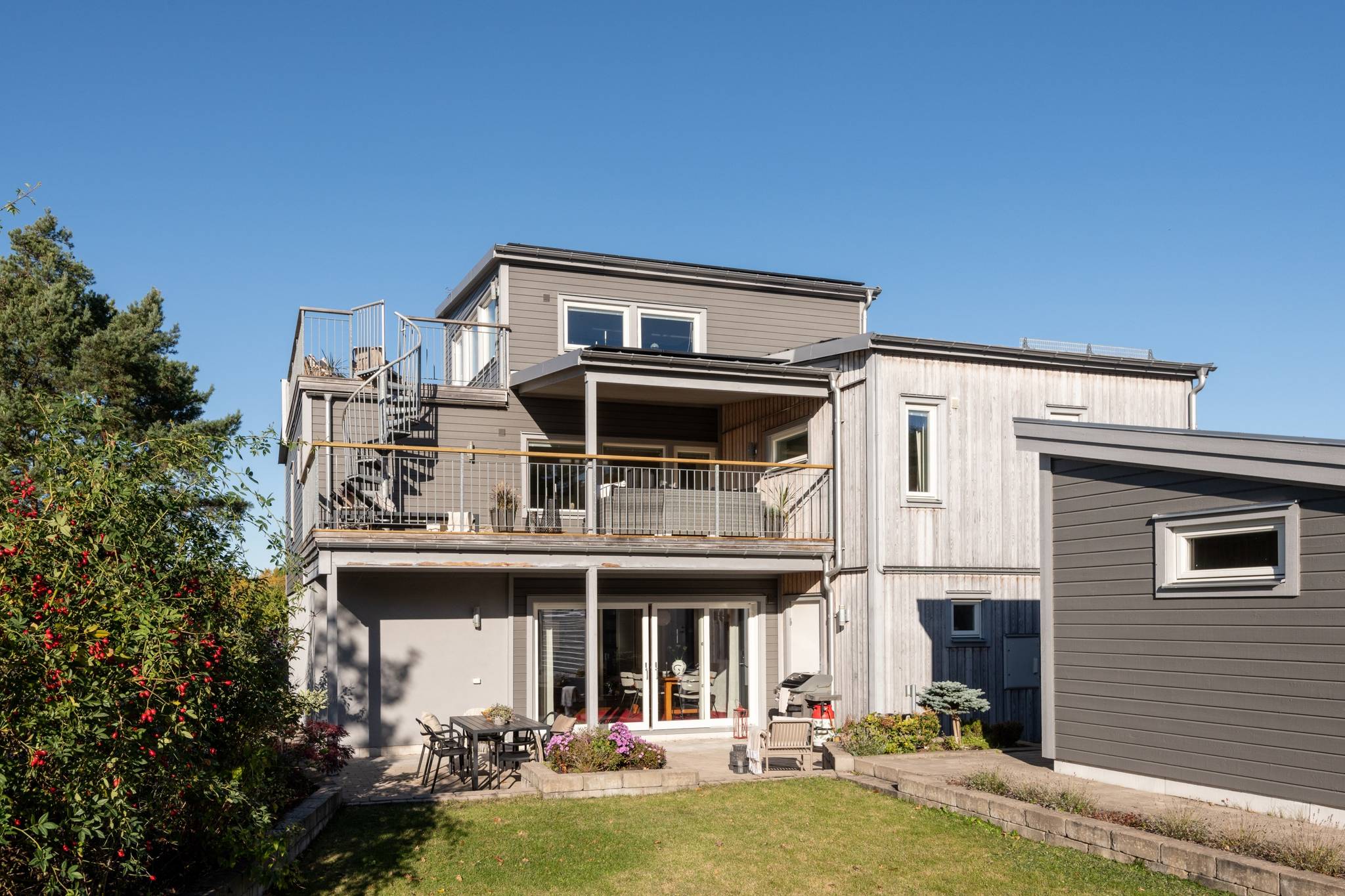 8 rum Villa på Sjömarksvägen 25 Göteborgs kommun - bild 1