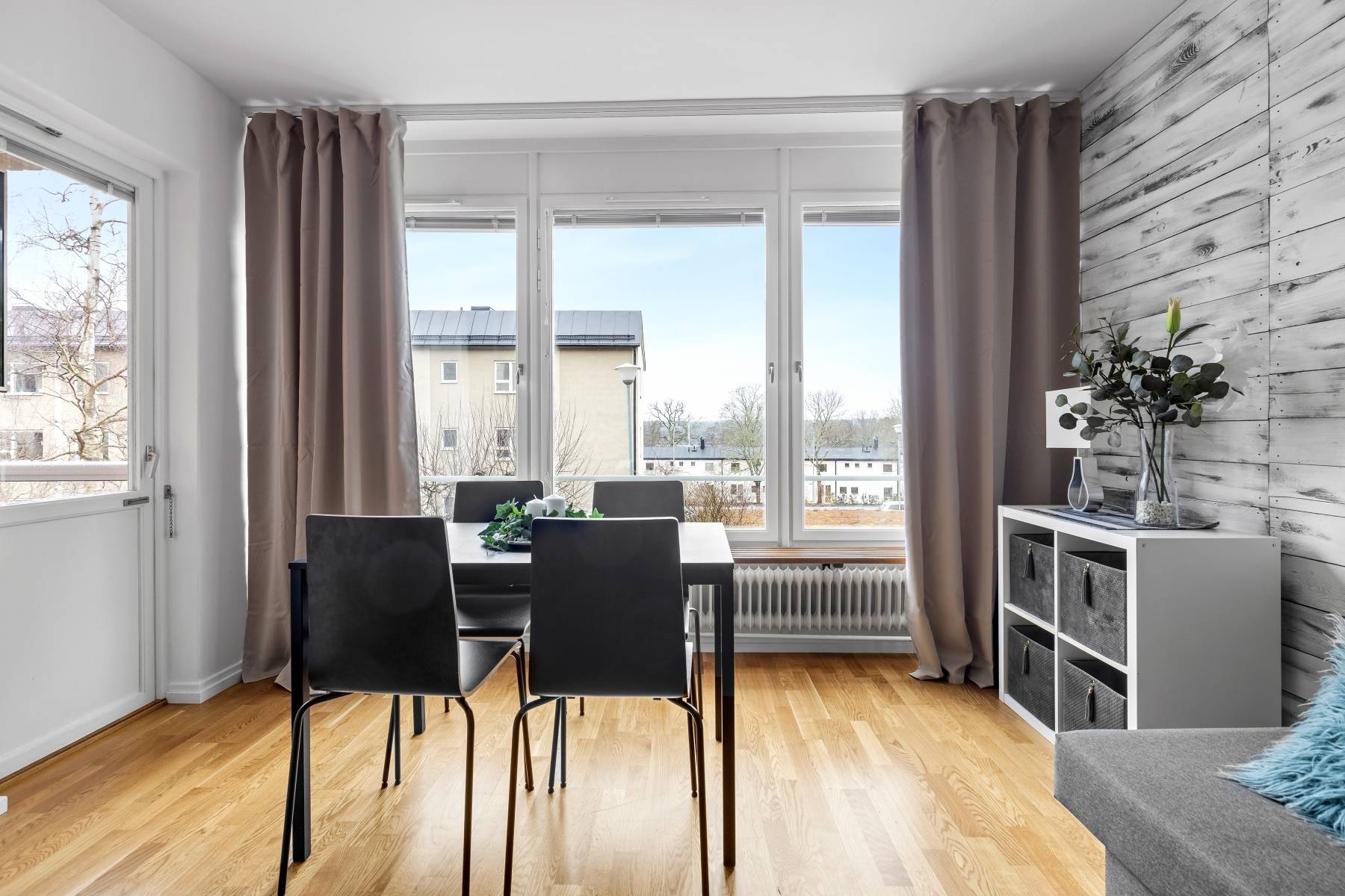 1.5 rum Lägenhet på Mirabellbacken 14 Hässelby Strand Stockholms kommun - bild 3