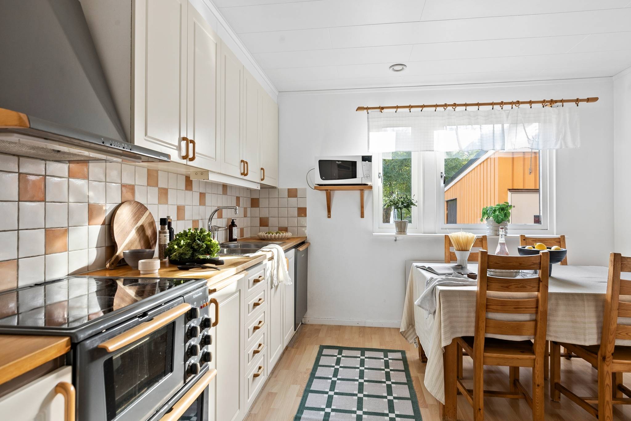 4 rum Radhus på Hollywoodvägen 121 Sollentuna Rotebro Sollentuna kommun - bild 15