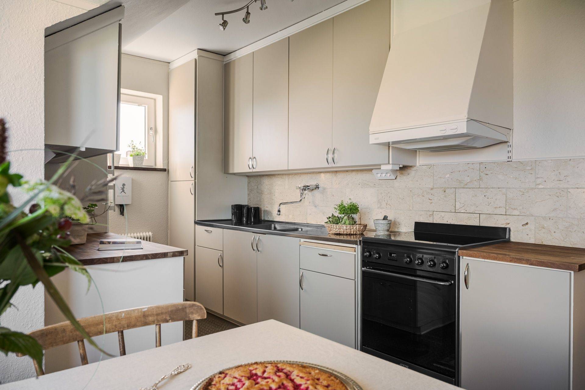 2 rum lägenhet på Tvärgatan 6C Centralt, Höörs kommun - bild 1