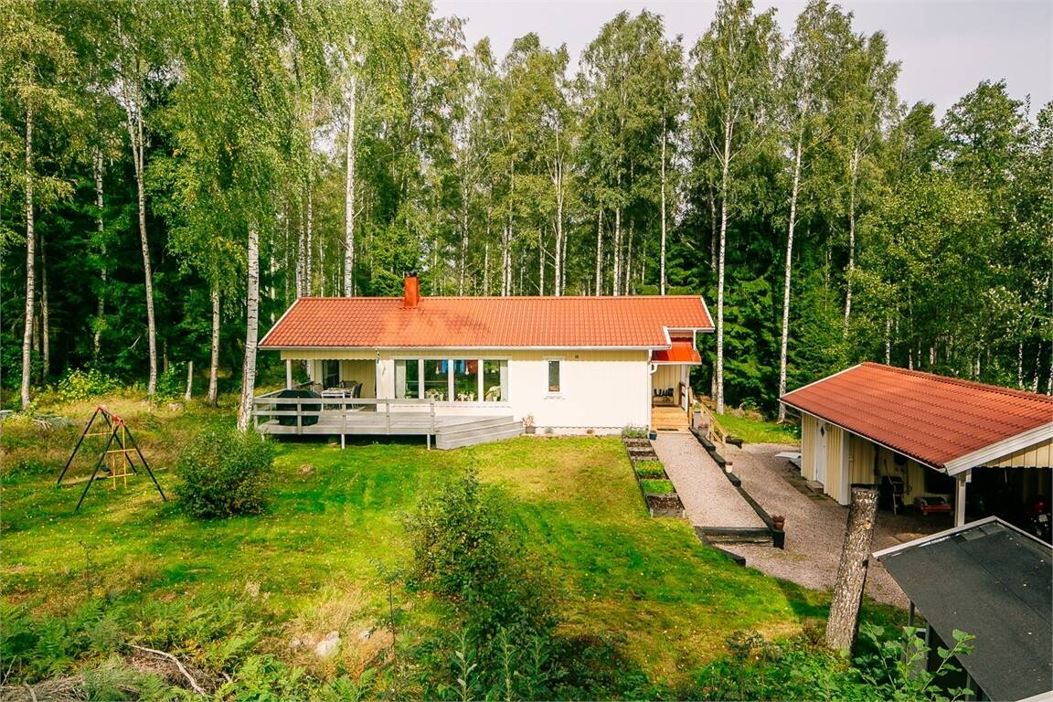 4 rum Vinterbonat fritidshus på Åvikstrand Granliden 8 Undenäs med omnejd Karlsborgs kommun - bild 4
