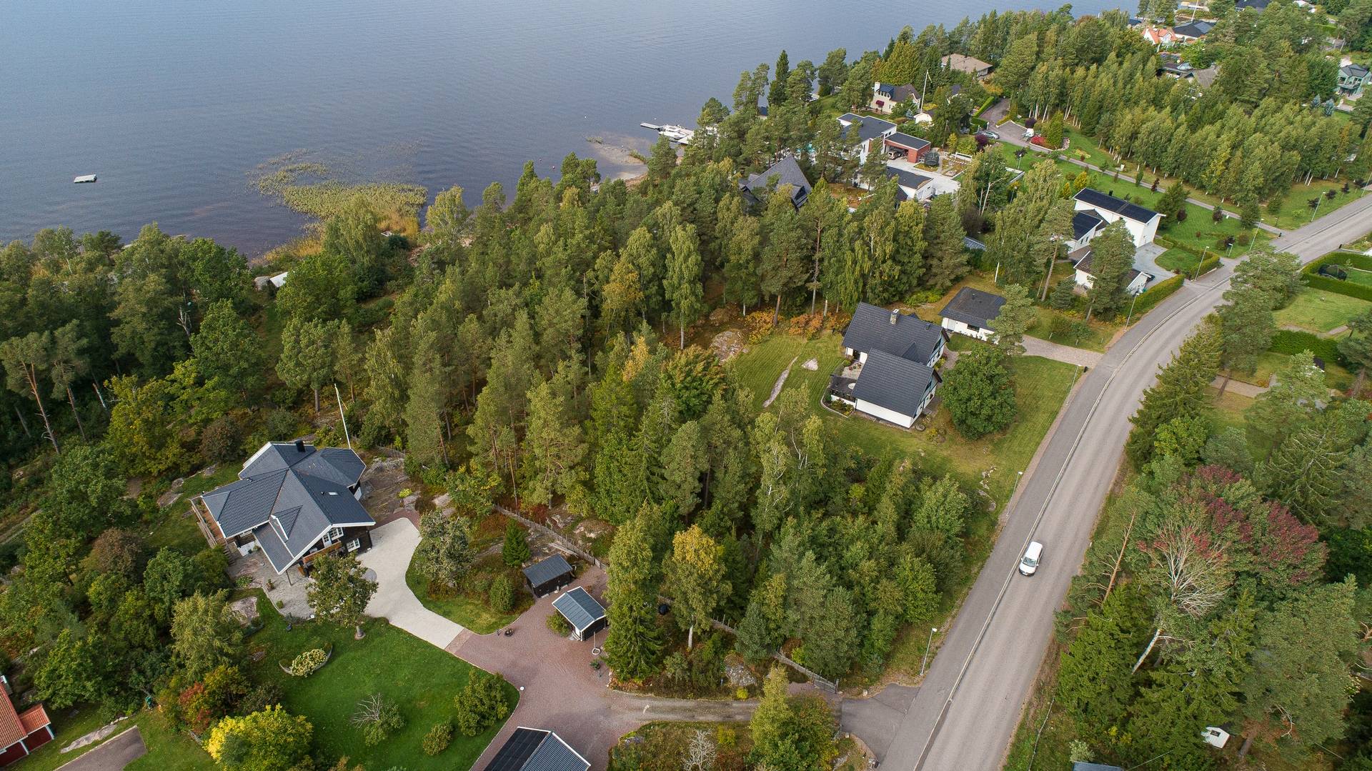 tomt på Västra Tye Tynäs, Hammarö kommun - bild 1